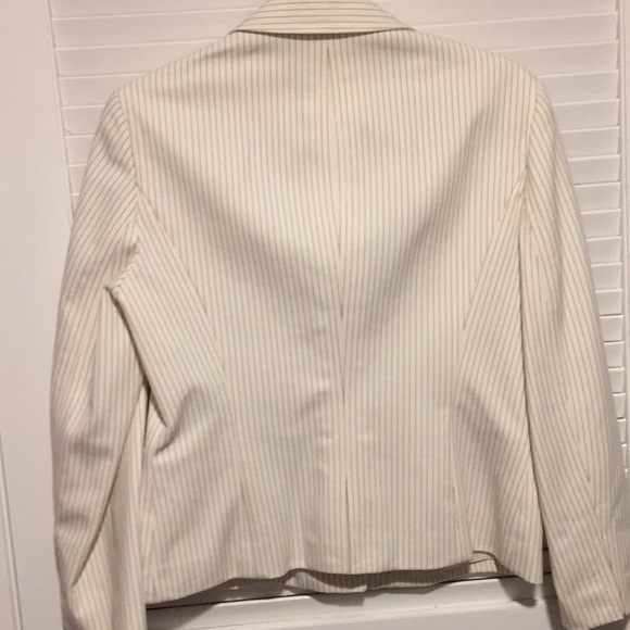 BCBG MaxAzria pinstripe blazer size 8 - Picture 3 of 5